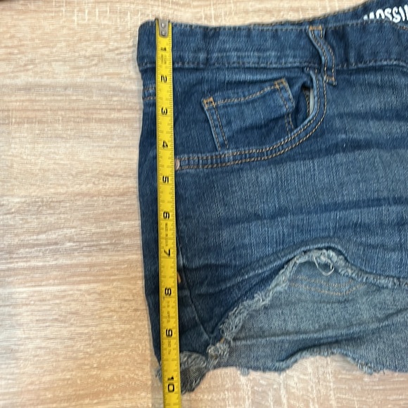 Mossimo Supply Co. Cut-Off Shorts - Size 17 - Picture 6 of 6